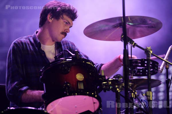 WASHED OUT - 2011-10-28 - PARIS - Espace Charlie Parker - Grande Halle - 